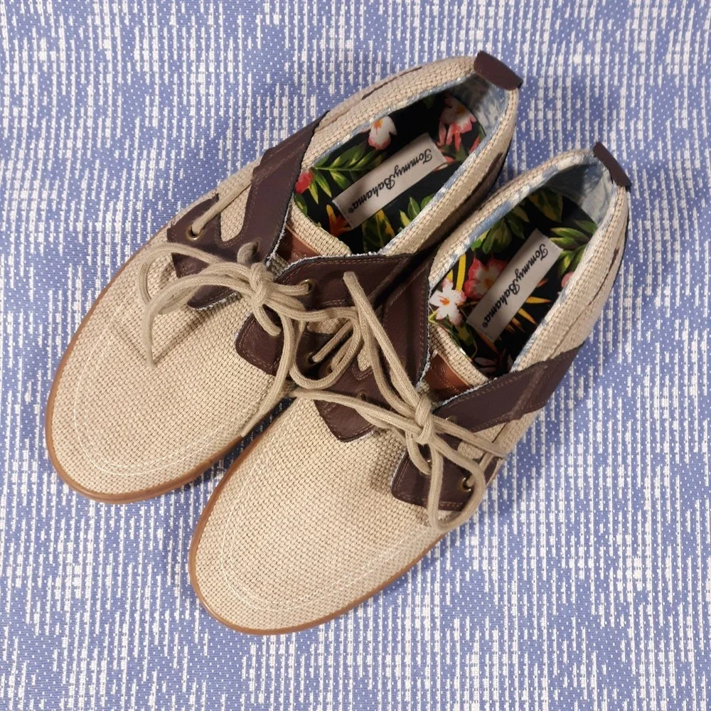 Tommy Bahama Boat Shoes Mens 11 Leather Upper Lace Up Beige Brown